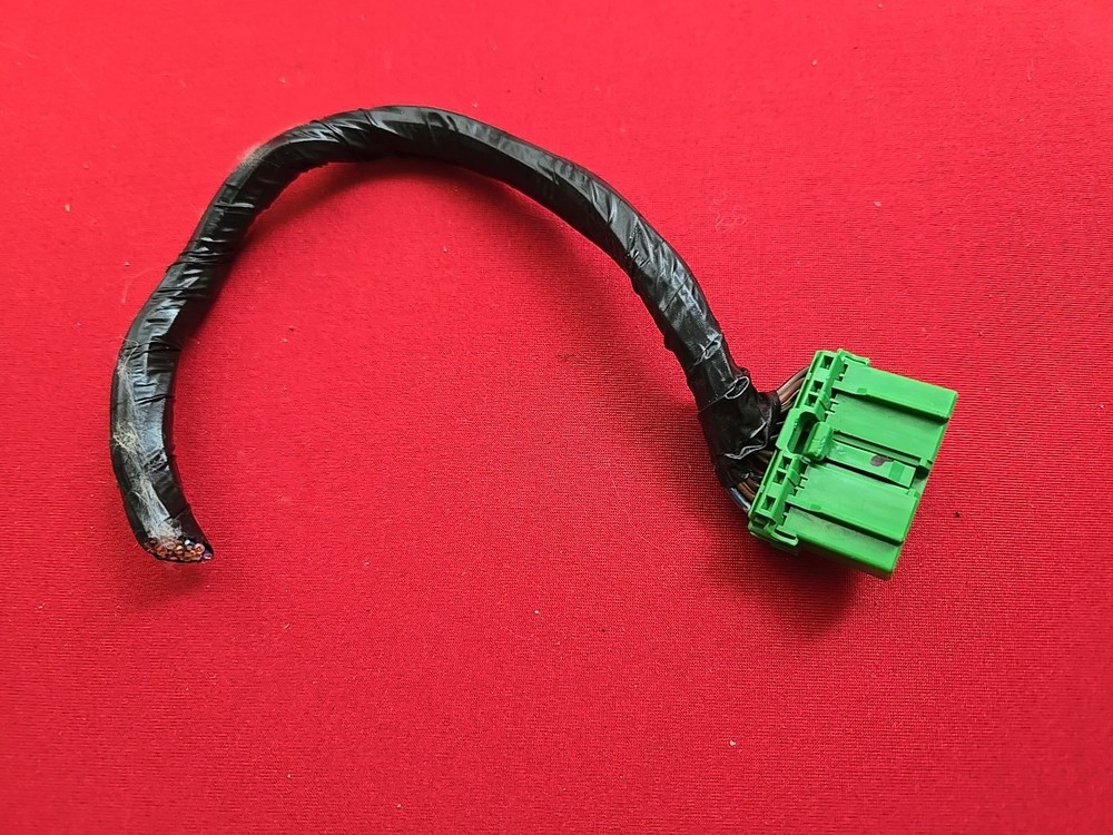 2008-2014 Subaru Tribeca Radio Dash Information Display Screen Basic - PIGTAIL