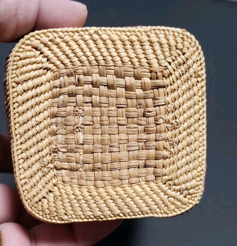 Vtg PNW Makah Native American Square Basket Animal Motif Whale Bird 3x5.5"