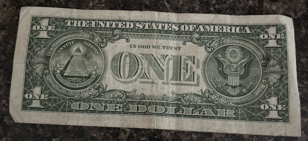 One Dollar Star Note. F10524881*