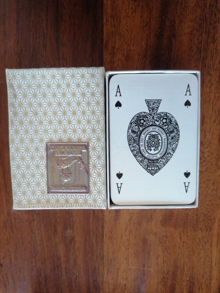 Weddingtons fine playing cards lot