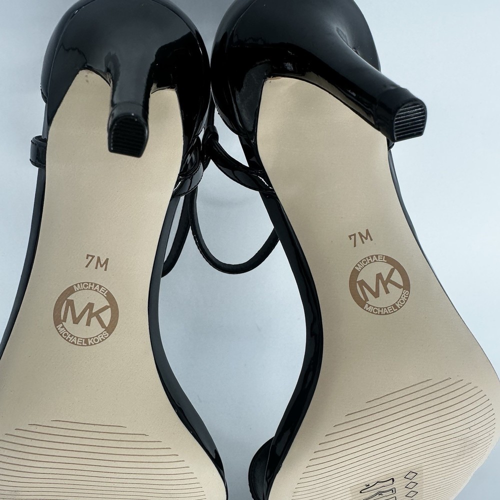 MICHAEL KORS SIMONE MID SANDAL PATENT Size 7