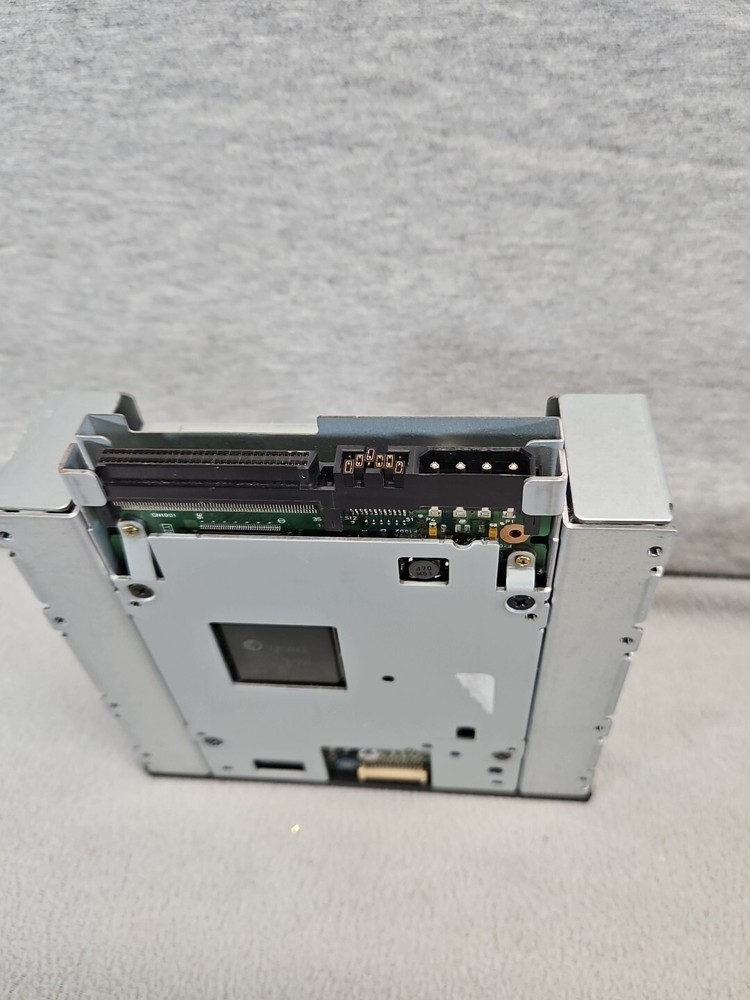 Dell Quantum Tape Drive CD72LWH (3s3)