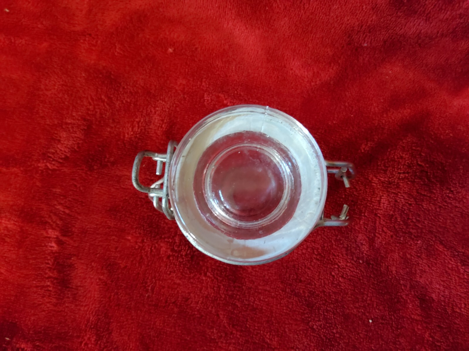 Jar With Locking Lid Clear Glass 3.25" x 1.75"