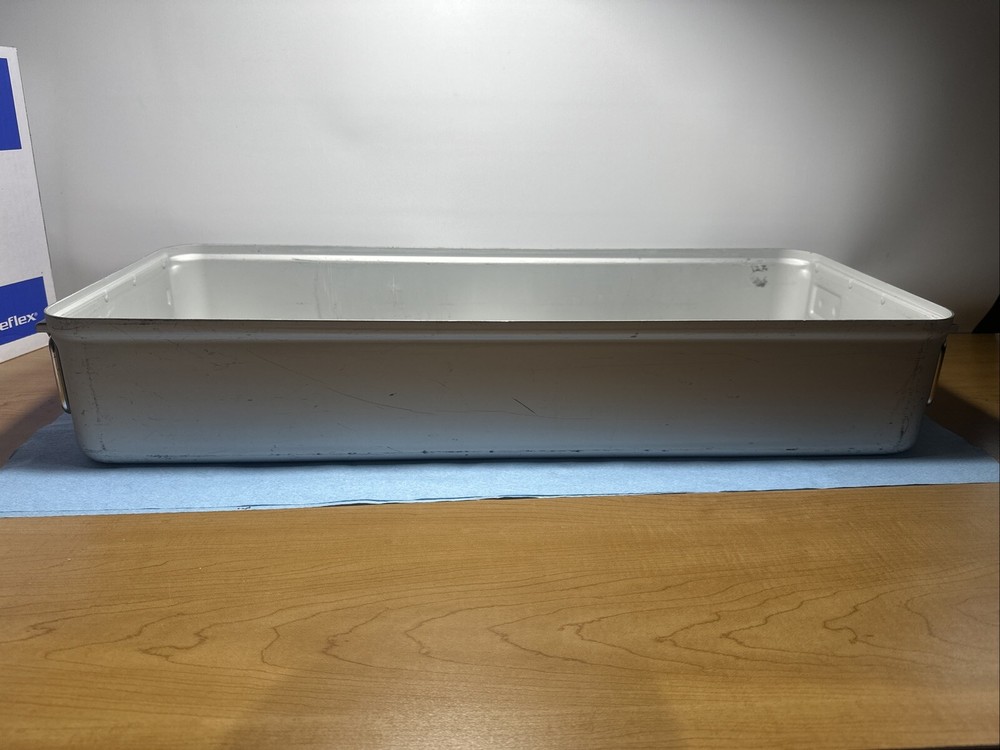 Aesculap JN443 sterilization container bottom only