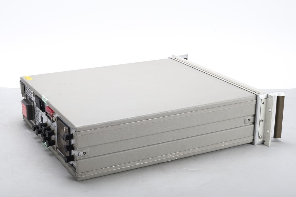 HP 3325B Synthesizer / Function Generator - No Options