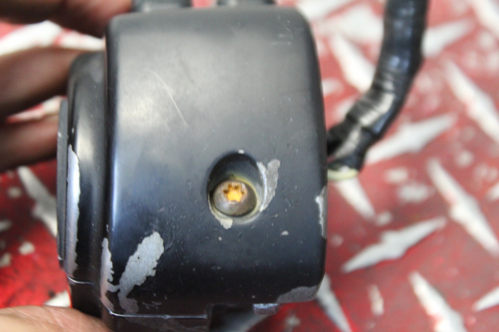 2010 HARLEY ELECTRA GLIDE OEM RIGHT CONTROL SWITCH SEE DESC 2008 - 2013 EG140