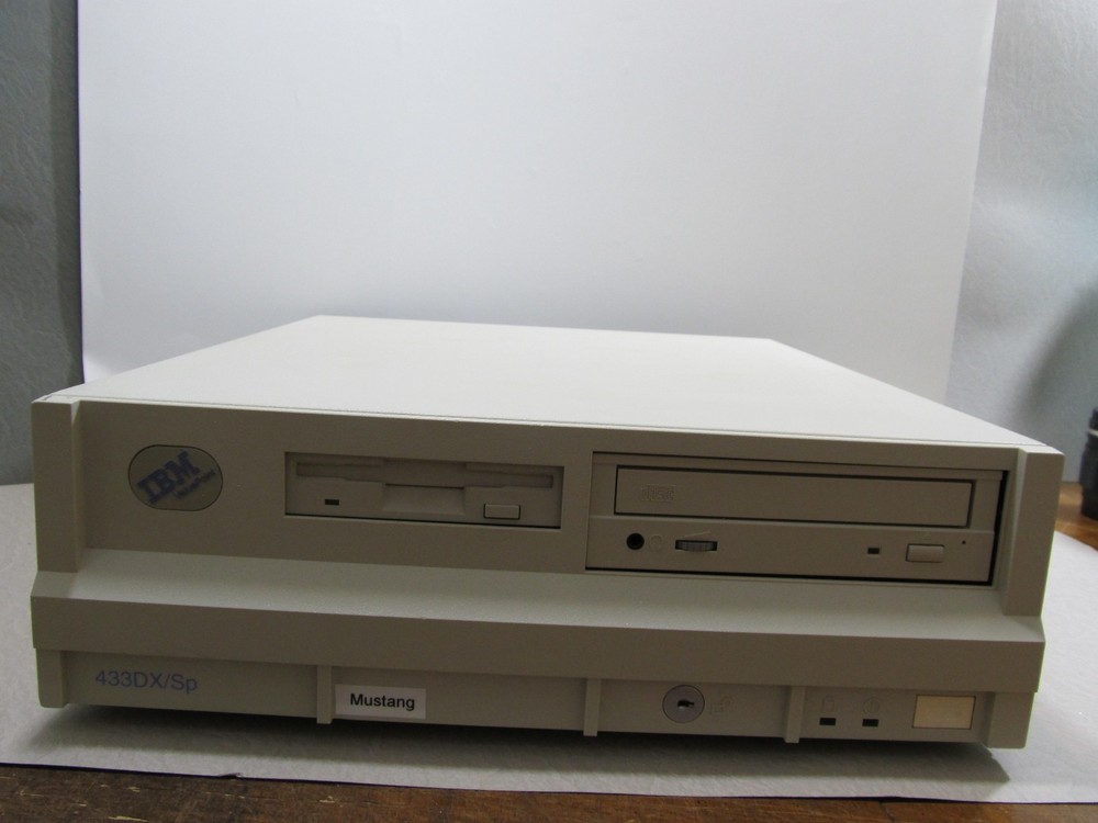 Vintage IBM ValuePoint 433DX/Sp Computer ****Pls Read