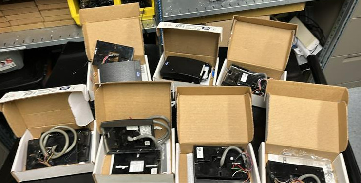 HID iClass SE R40 Card Reader
