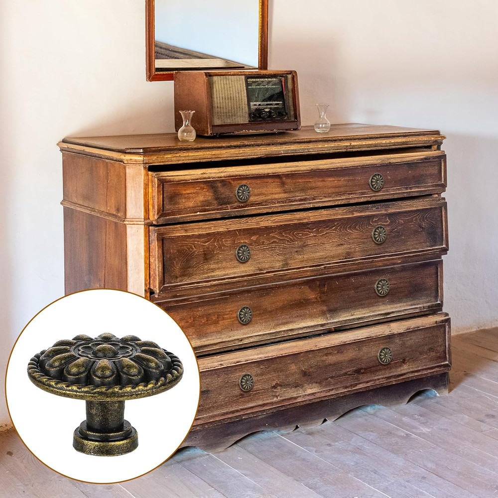 8 Pack Antique Brass Drawer Knobs Vintage Round Cabinet Pulls 1.18 Inch
