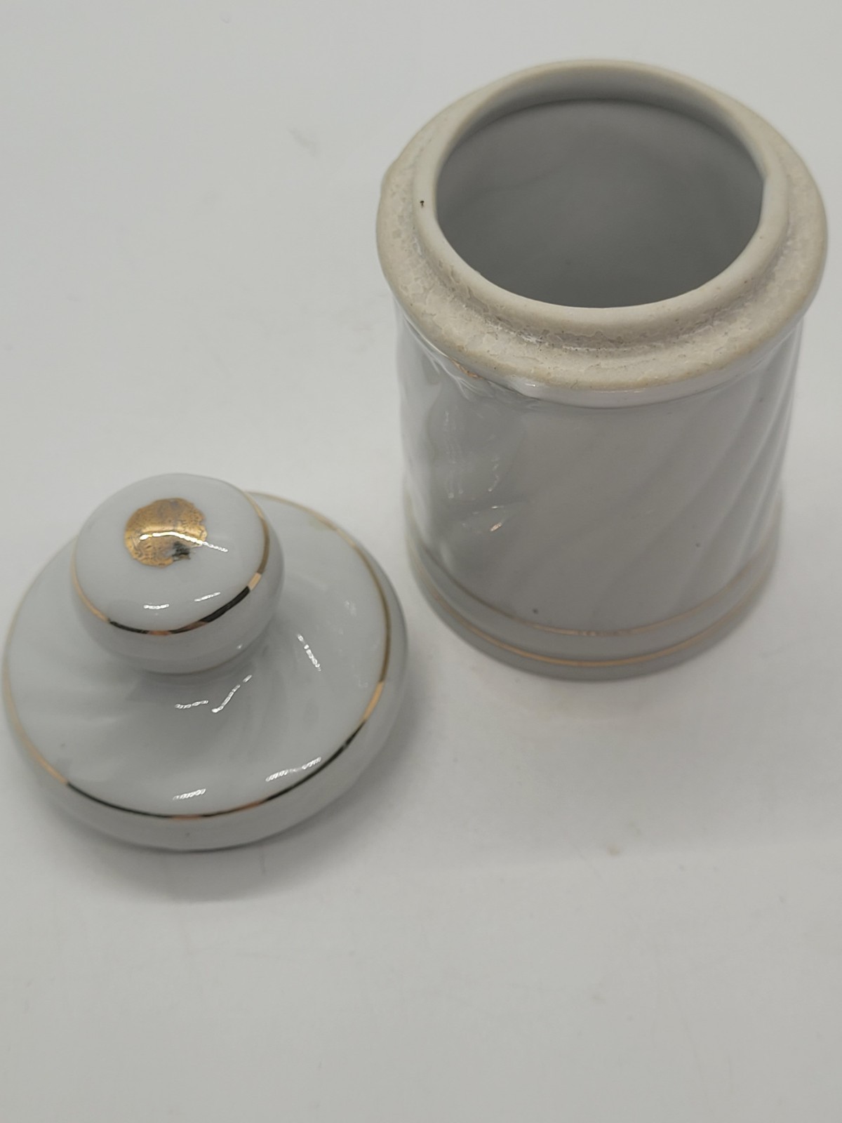 Vintage White Apothecary Pharmacy ASPIRIN Jar With Lid