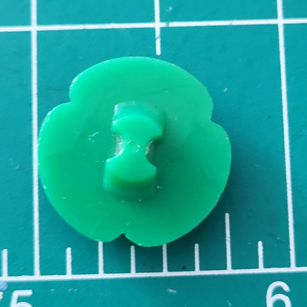 Colt # 39 button bright green confirmed pattern 3/4" excellent condition