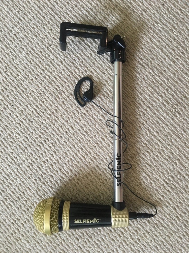 NWOT SELFIE MIC - Black