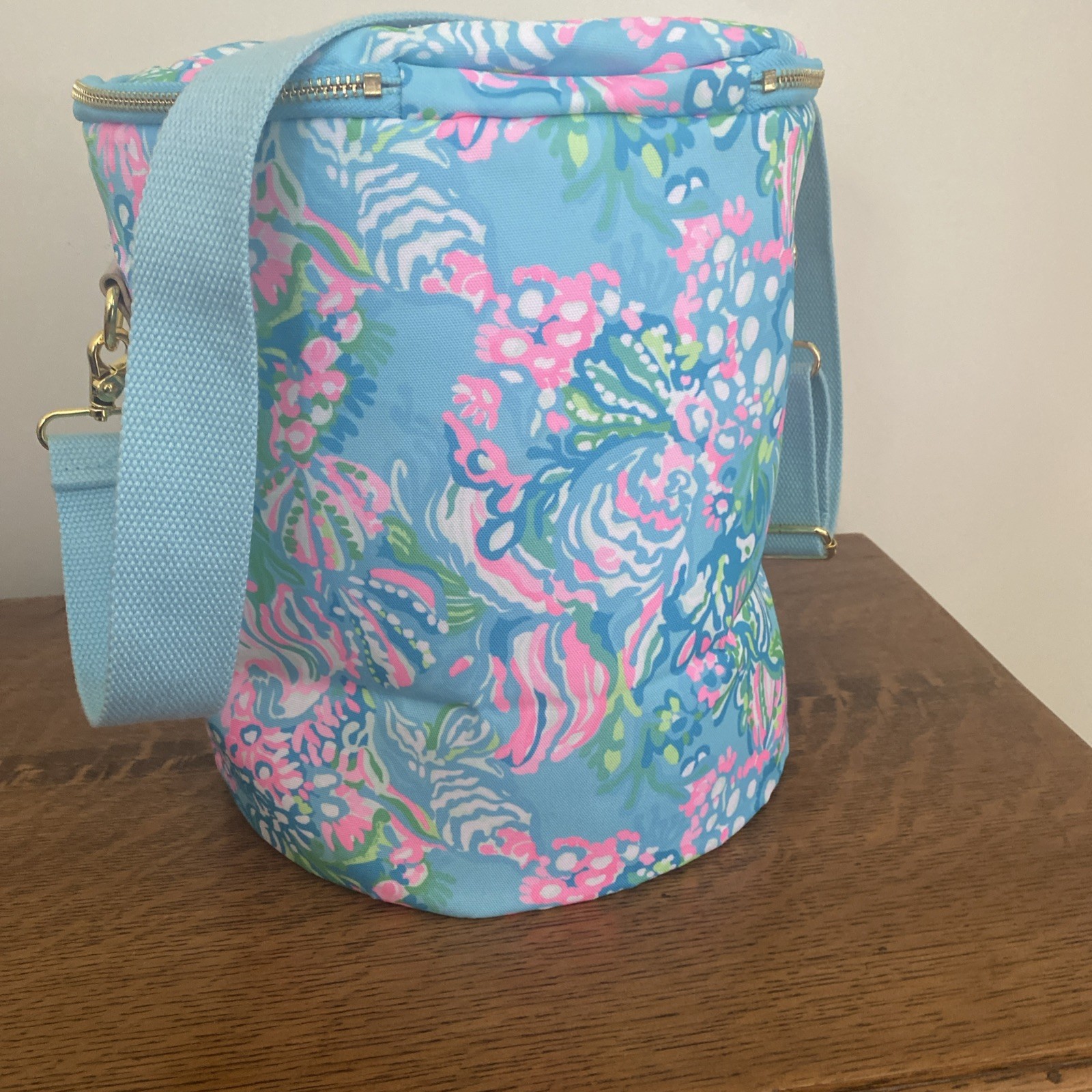 Lilly Pulitzer Insulated Cooler Bag Tote Deep Round Zip Close Tropical Beach