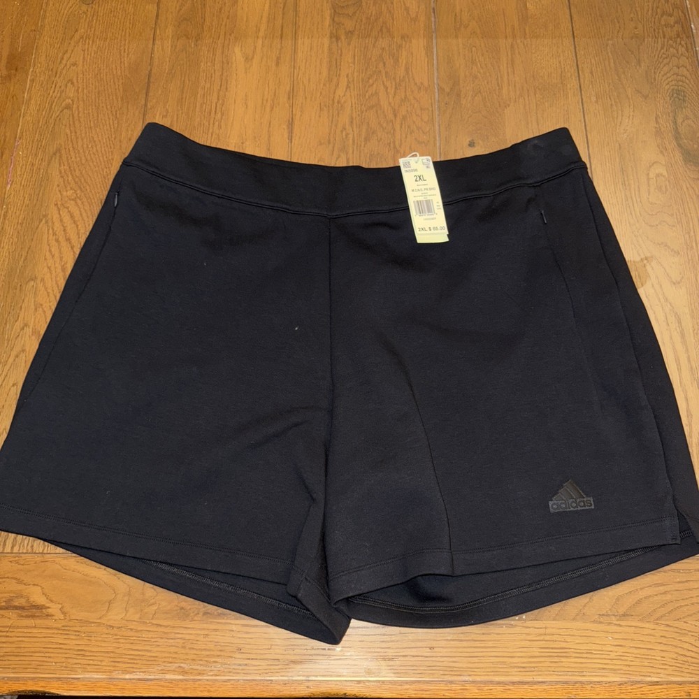 Adidas MZNE PR Short