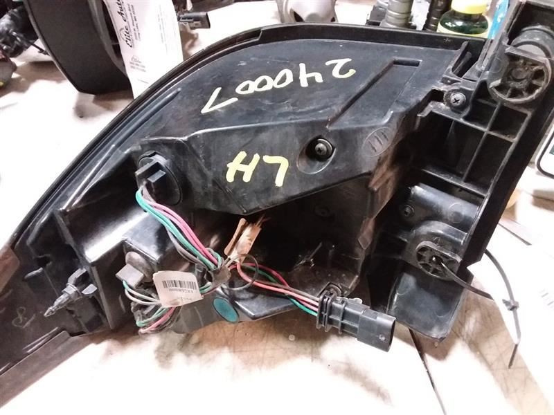 Driver Left Tail Light Quarter Panel Mounted Fits 13-17 TRAVERSE 599467