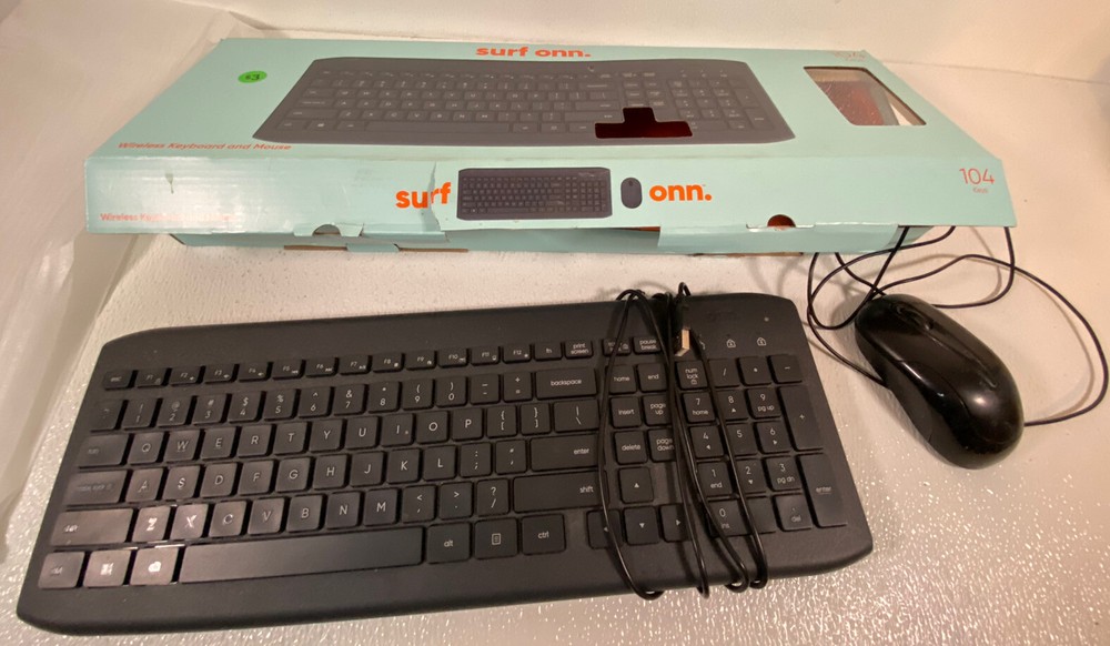 Surf On USB Wired Keyboard and Mouse 104 Keys