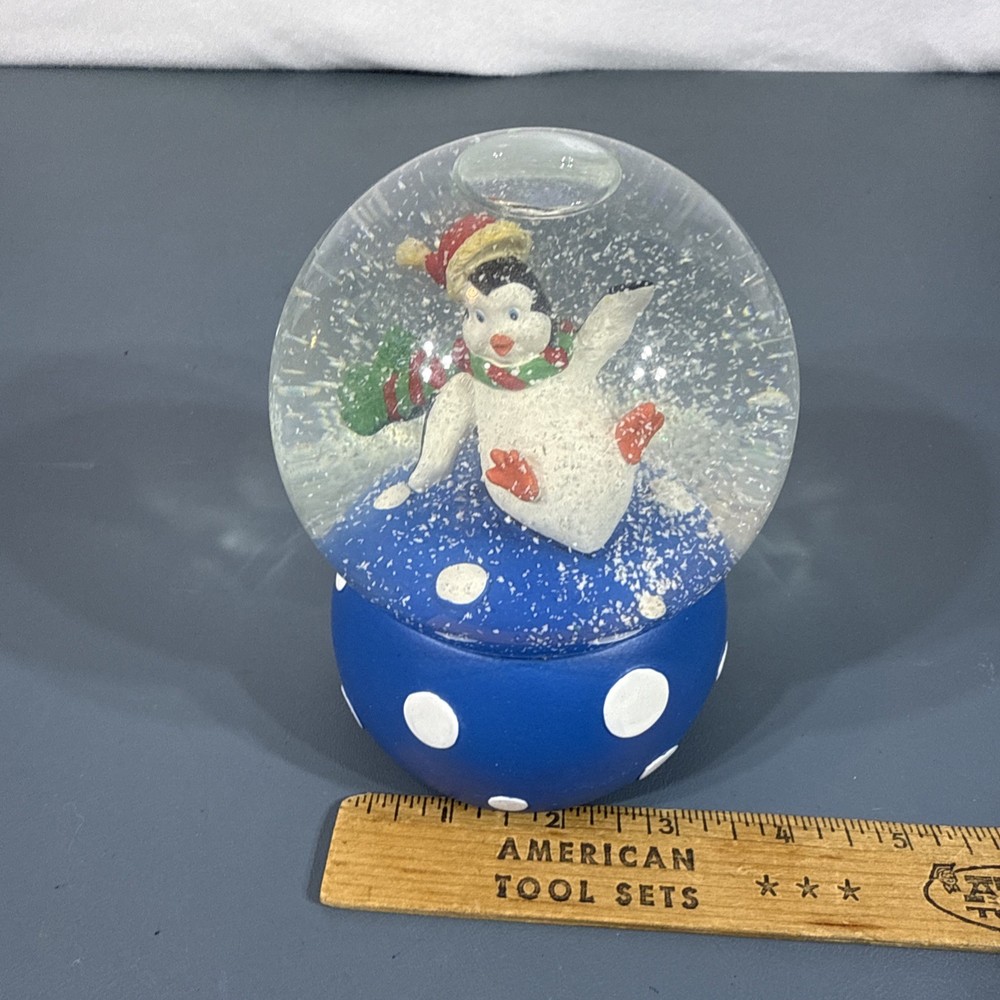 Penguin Snow globe Collectable