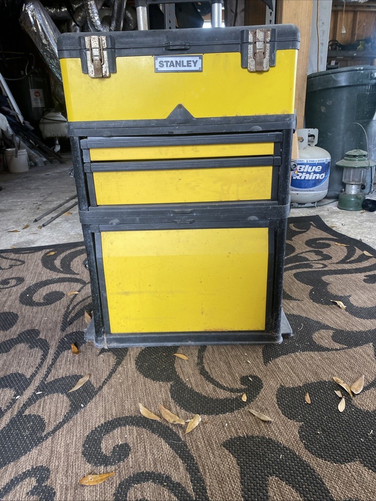 Stanley Roll Around Toolbox