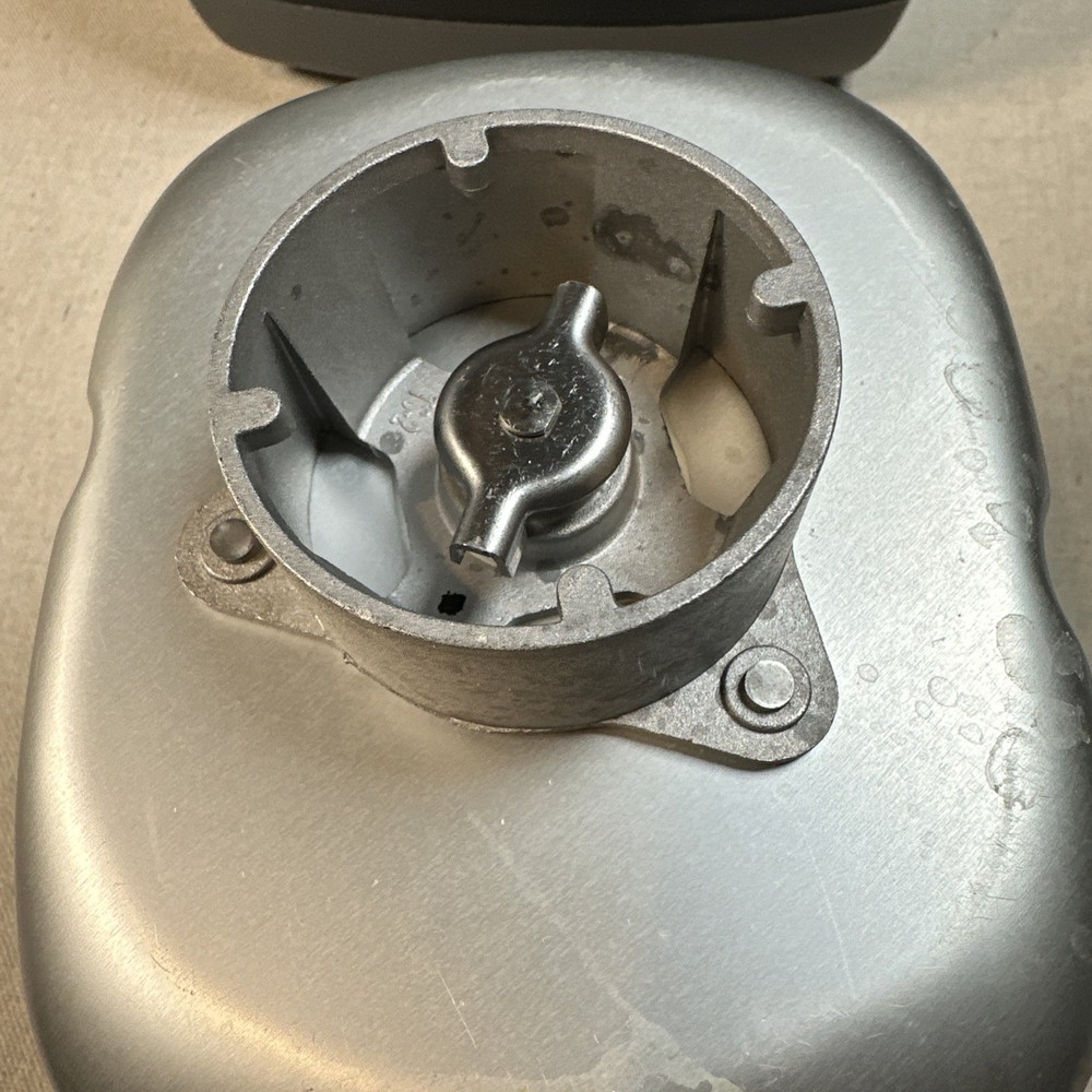 Hamilton Beach 29882 Home Baker Bread Maker Machine 2lb Digital