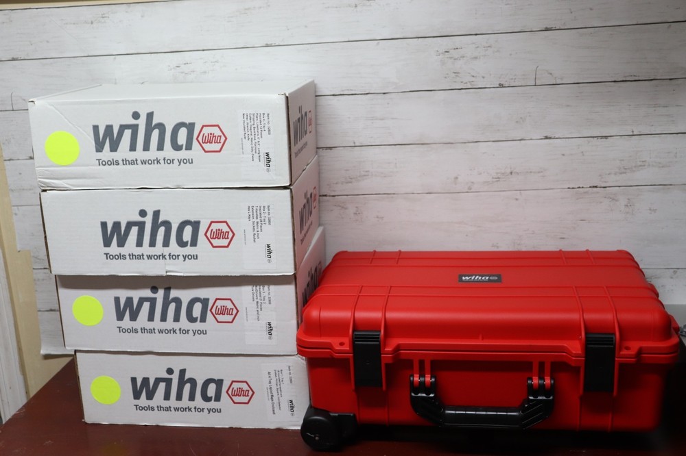 Wiha 32800 80 Pc Insulated Tool Set, Sae, Rolling Tool Case