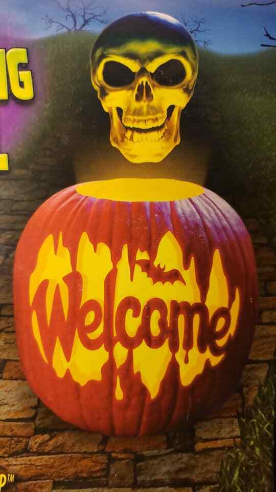 Pumpkin Masters Floating Skull Illusion Carving Lighting Kit