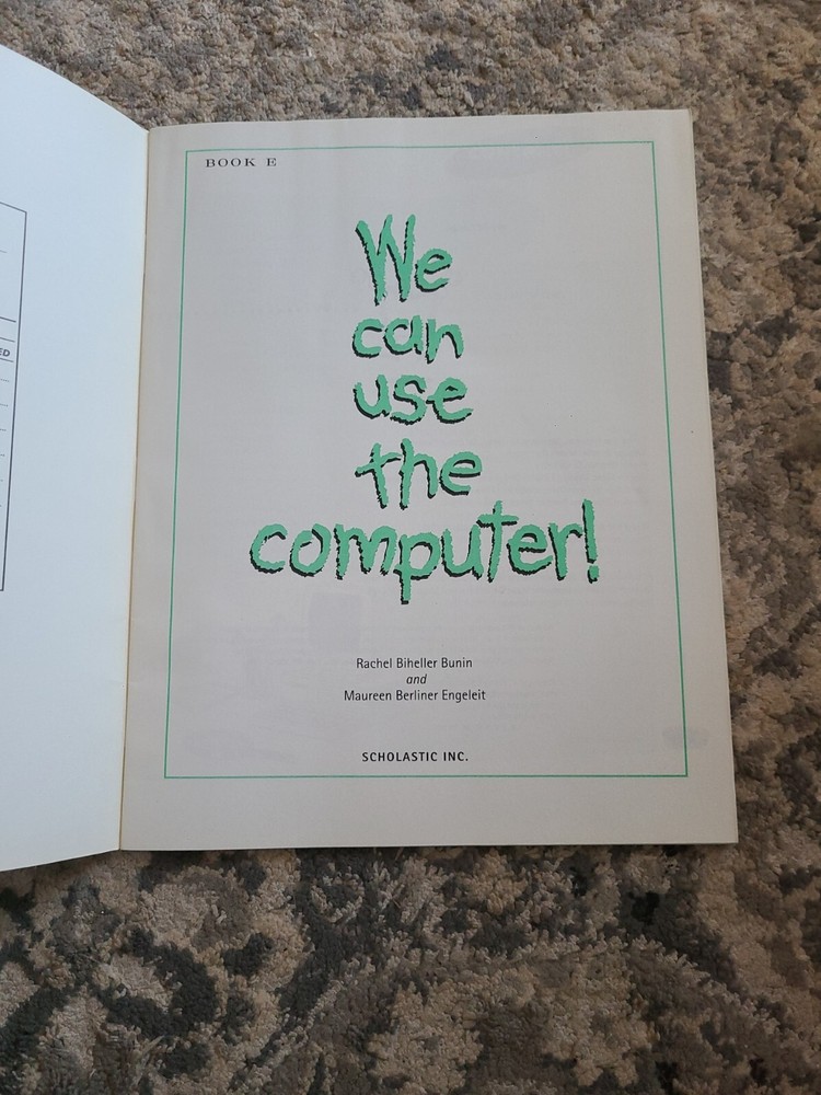 We Can Use The Computer! Book D and E. Great Condition