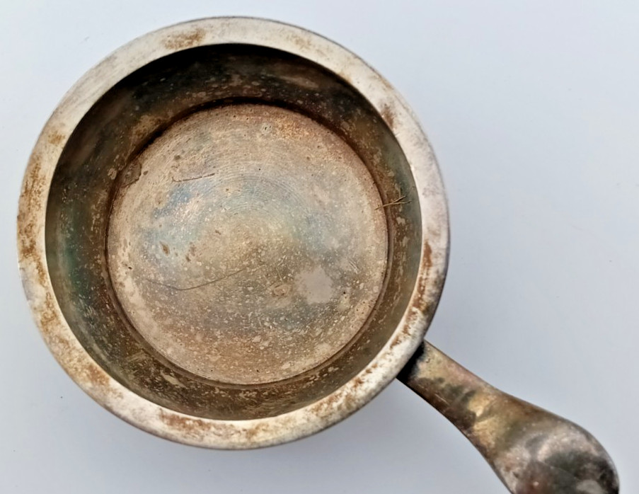 Silver plated stackable creamer and sugar set .