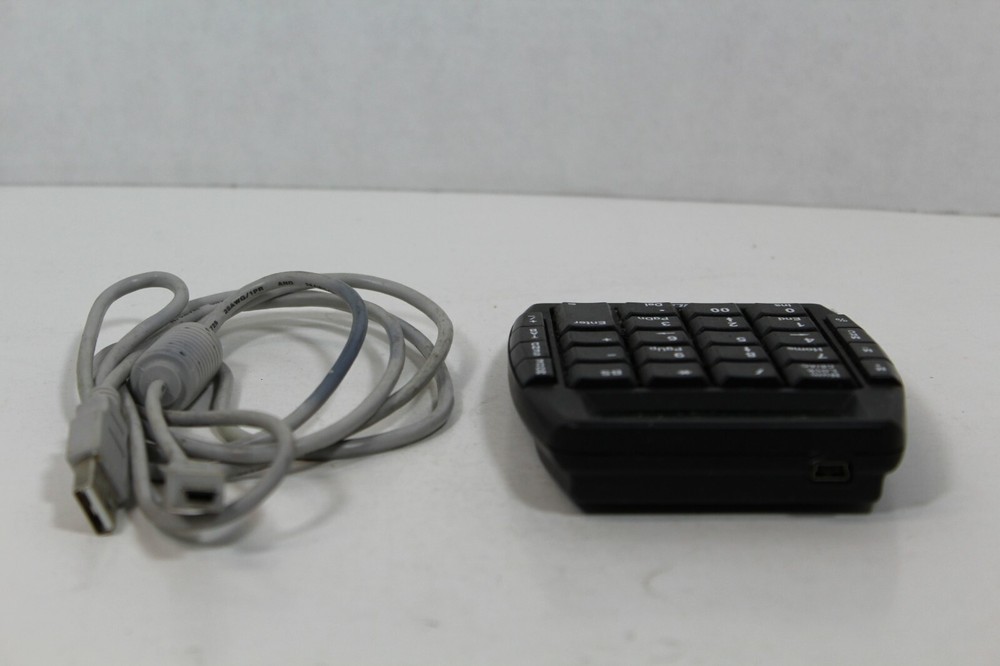 Mobile Edge - USB Numeric Keypad (MEANKC1) with USB Cable - USED - TESTED