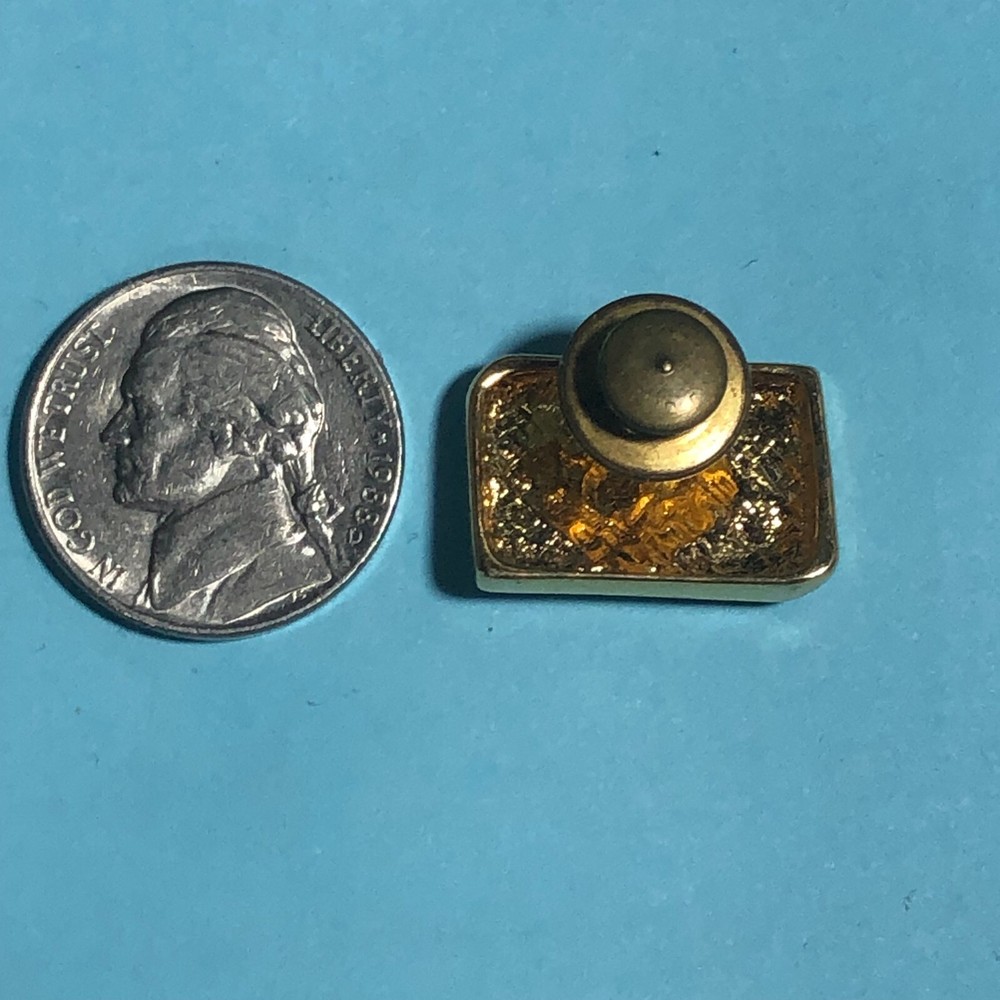 Small Camera pin with rhinestone 'lense' EUC