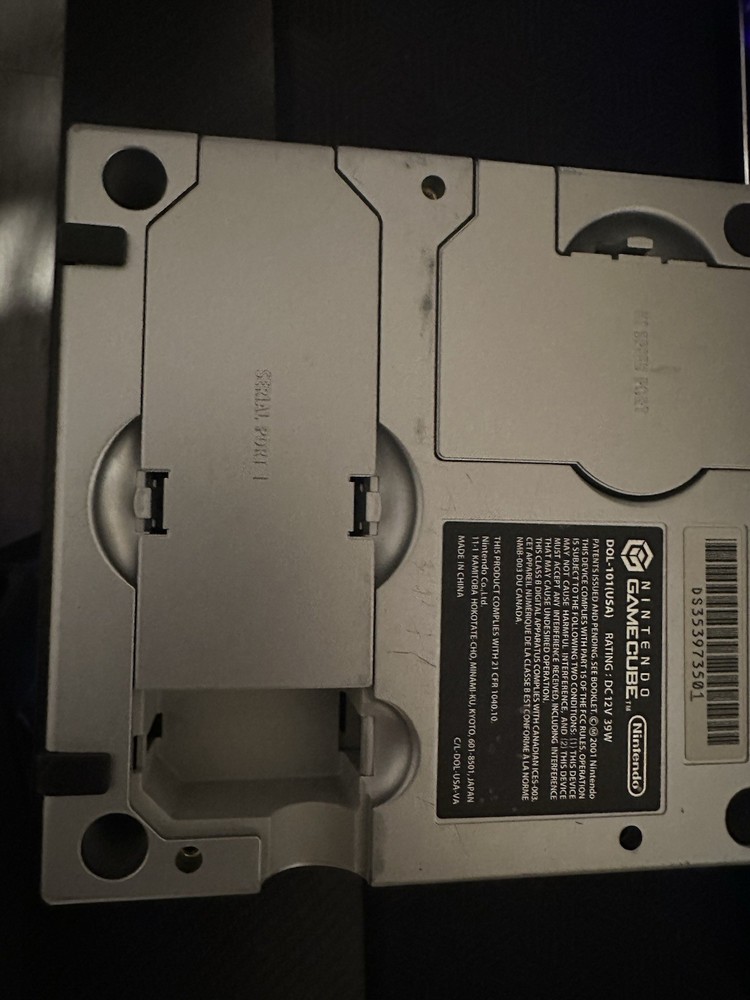 Nintendo GameCube Silver Console With Cables + Controller + 2 Games