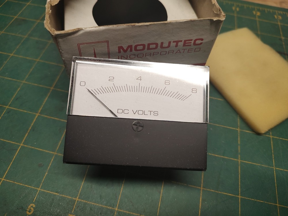 Modutec Panel Volt Meter