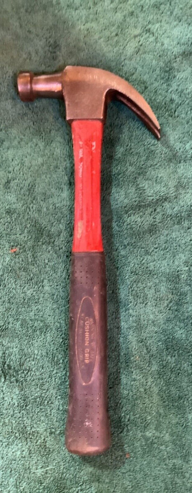 Plumb 1lb 6oz, carpenter hammer