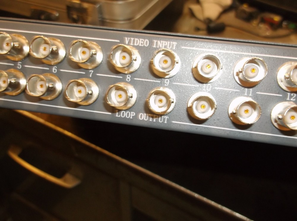 REAL TIME VM-16RT VM00020170116060 COLOR 16 SPLIT SYSTEM (D7)