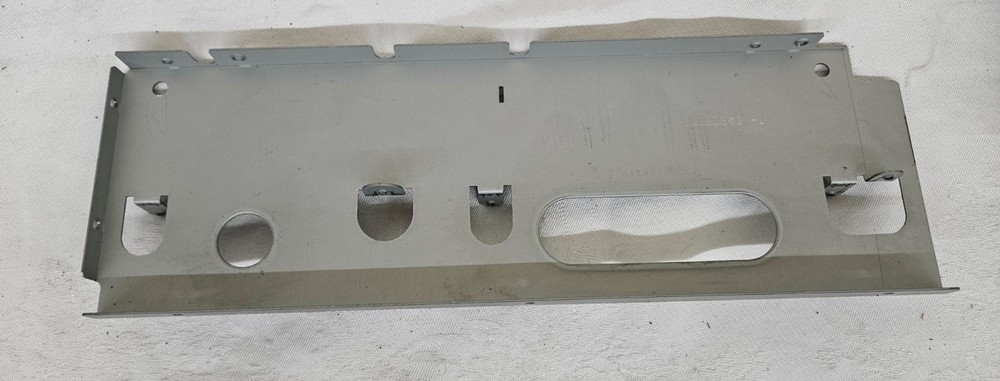 ONKYO DX-5500 Compact Disc Player Internal CENTER DIVIDER BRACKET