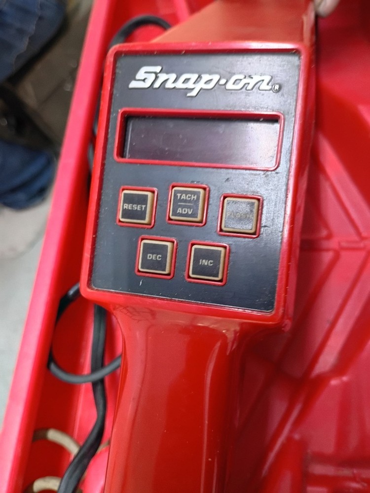 Snap-On MT1261A Computerized Tach/Advance Timing Light