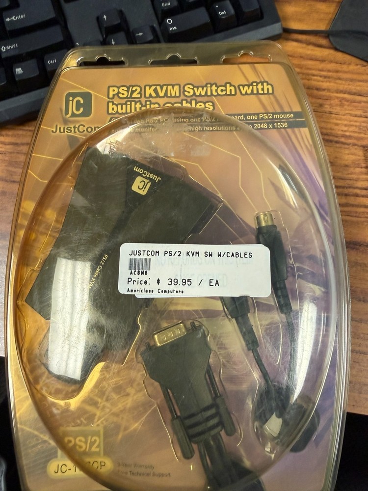 PS/2 KVM Switch w/ Built in Cables