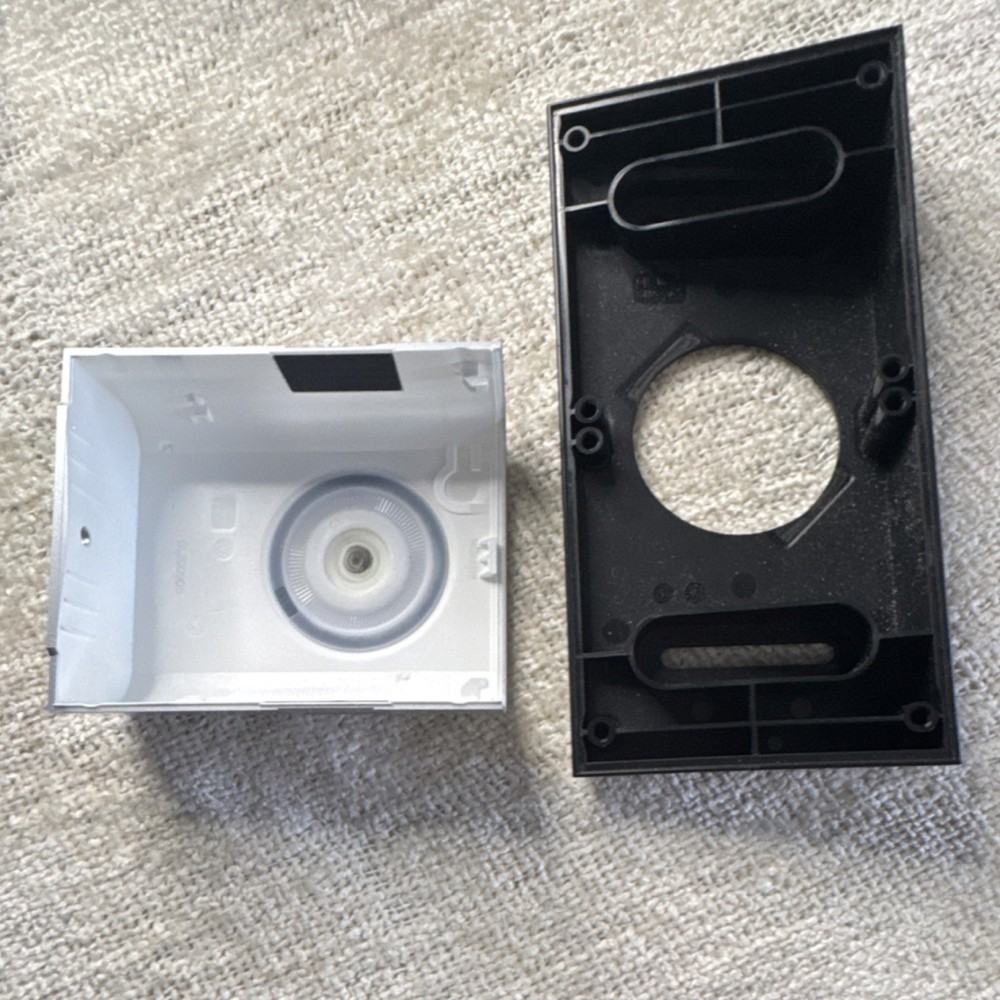 Ring Video Doorbell Silver Metallic Modern Plastic Angle Mounting Bracket NEW