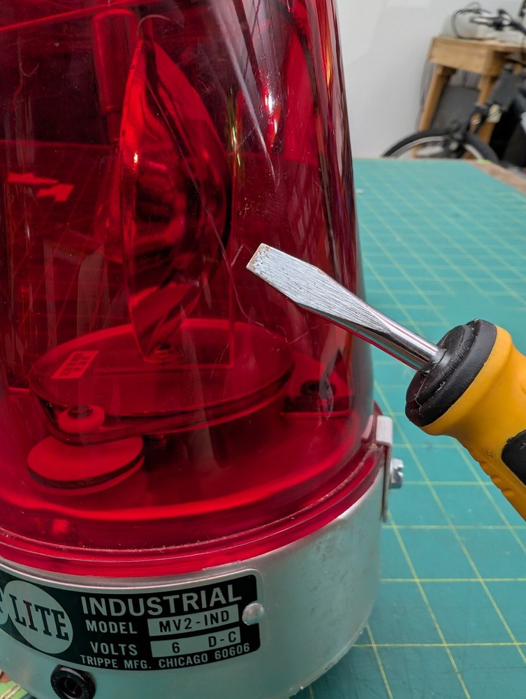 Bad Bulb - NOS Red Tripp Lite MV2-IND Rotating Beacon 6 Volt DC Light WORKING
