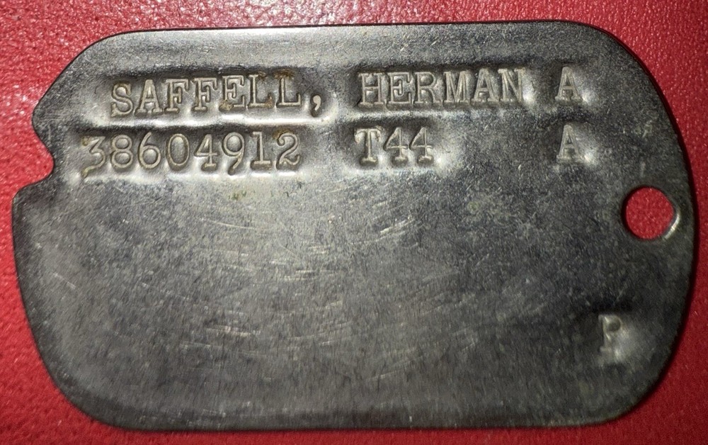 WW2 Dog Tag Named To Herman Allen Saffell Of Texas (1)
