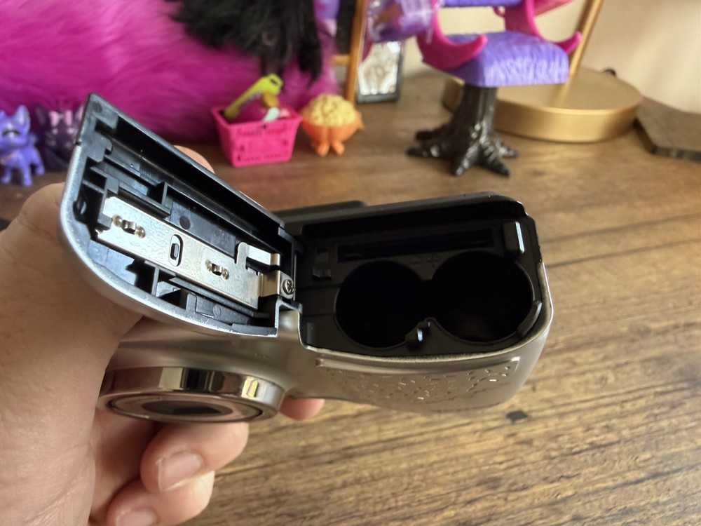 Kodak Fun Saver Digital FD3 12MP Camera - Compact Point & Shoot