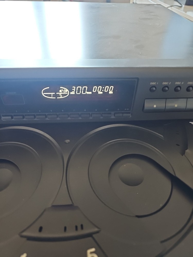 Technics SL-PD887 5-Disc CD Changer Player w/Remote | TESTED & Working