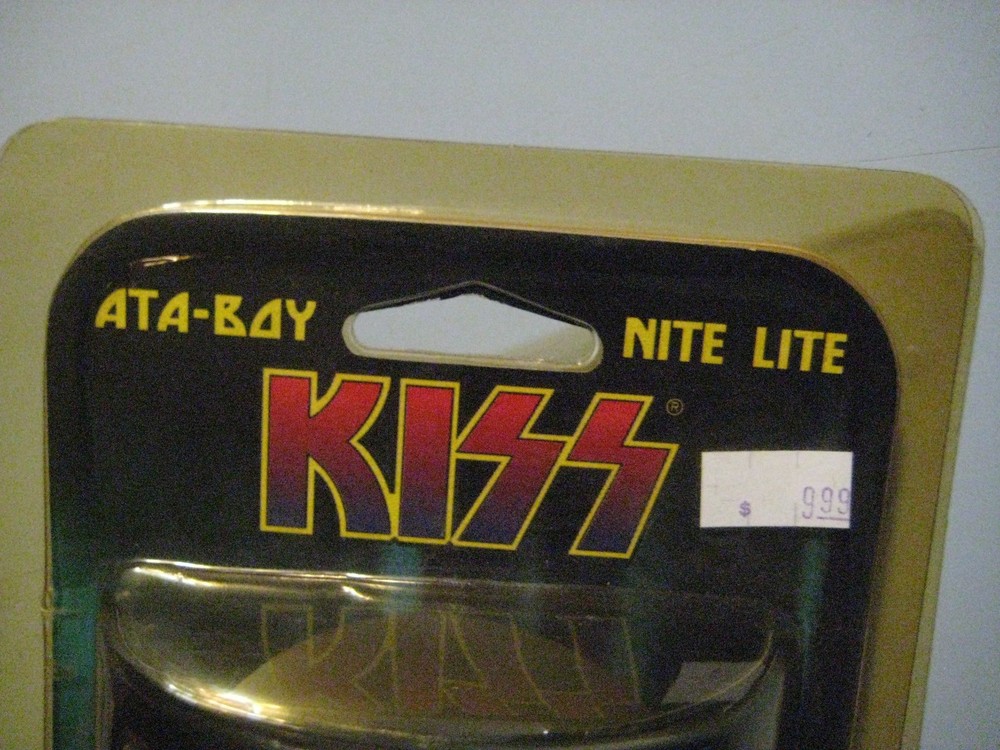KISS Rock Band At A Boy Nite Lite 2003 w/ Automatic Light Sensor HTF