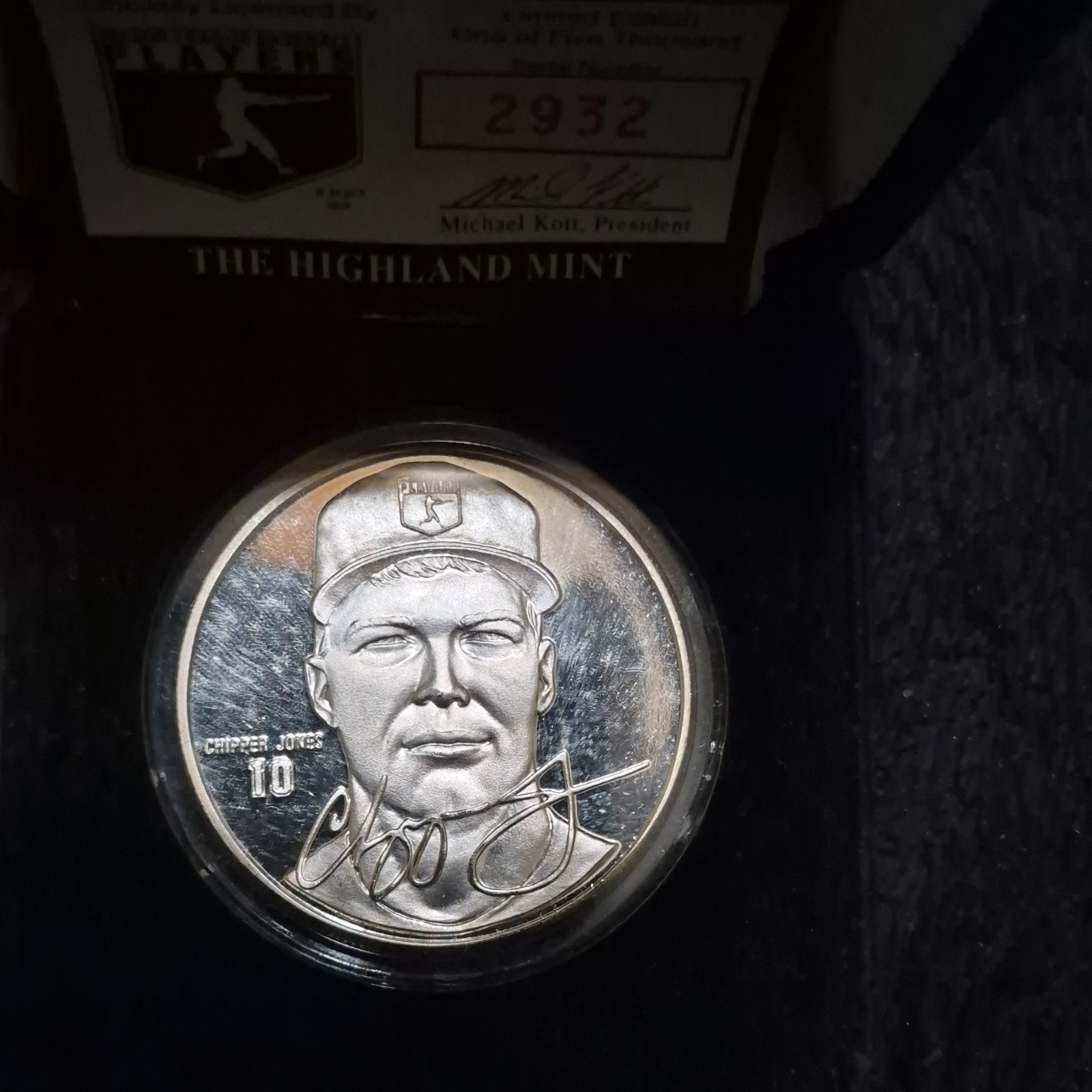 Highland Mint Chipper Jones .999 Fine Silver Coin Serial#2932