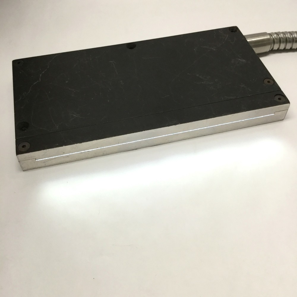 Machine Vision Fiber Optic Line Scan Light Guide 6" Slit, 24" Long Cable