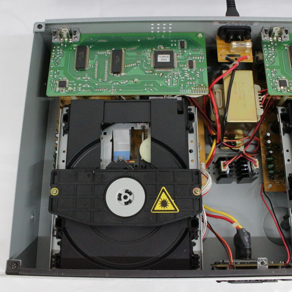 American DJ DCD-PRO500 CD Player And Controller Panel TESTED One Cd Doesn't Open