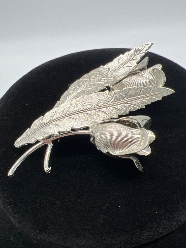 Silver Rosebud Brooch Pin With Textured Leaf Design