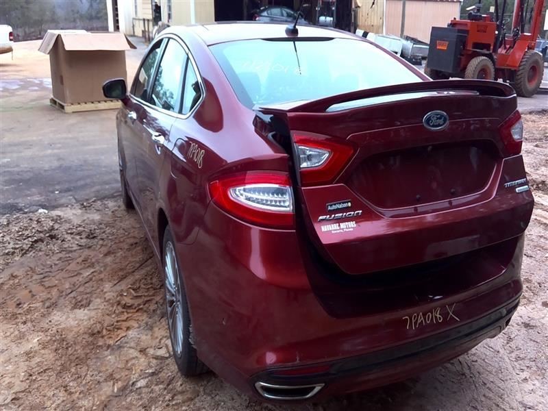 FUSION 2014 High Mounted Stop Light 1038161601