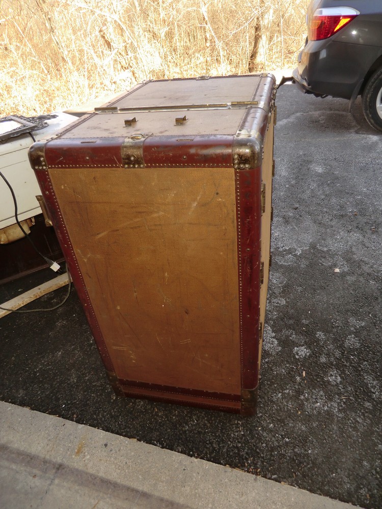 Antique Hartman Turntable Steamer Trunk