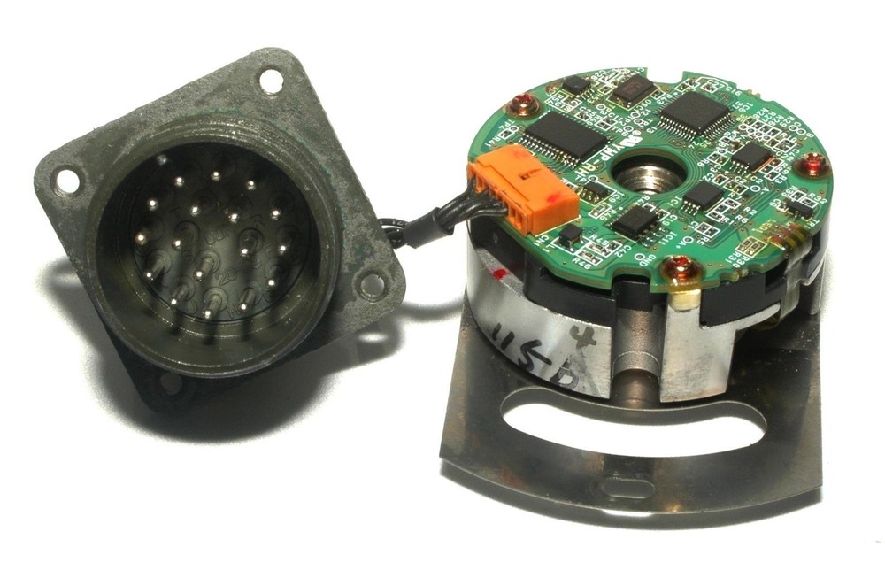 Yaskawa Incremental Encoder UTSIH-B17CK *REPAIR EVALUATION ONLY* [PZJ]