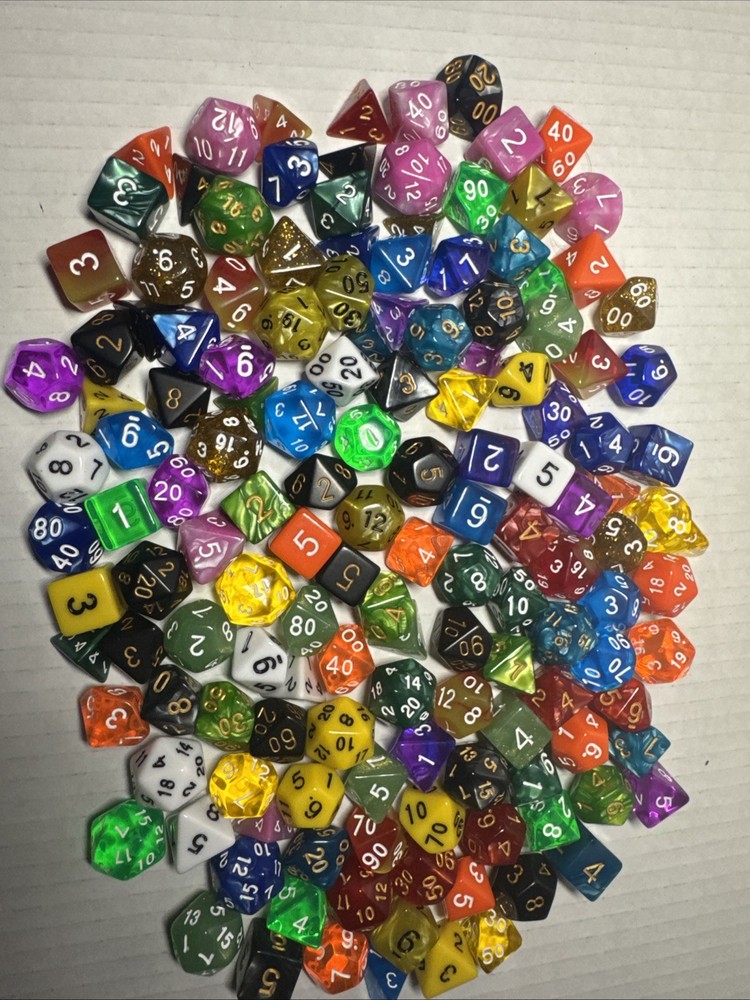 GAMING DICE Dungeons And Dragons  MULTIPLE KINDS.